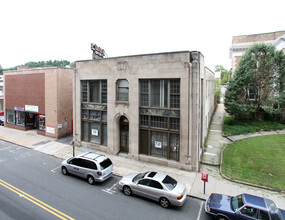 20-24 Washington St, New Britain, CT for rent Primary Photo- Image 1 of 5