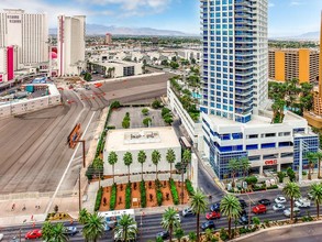 2700 S Las Vegas Blvd, Las Vegas, NV - aerial  map view