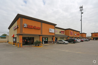 More details for 2949 College St, Beaumont, TX - Retail for Rent