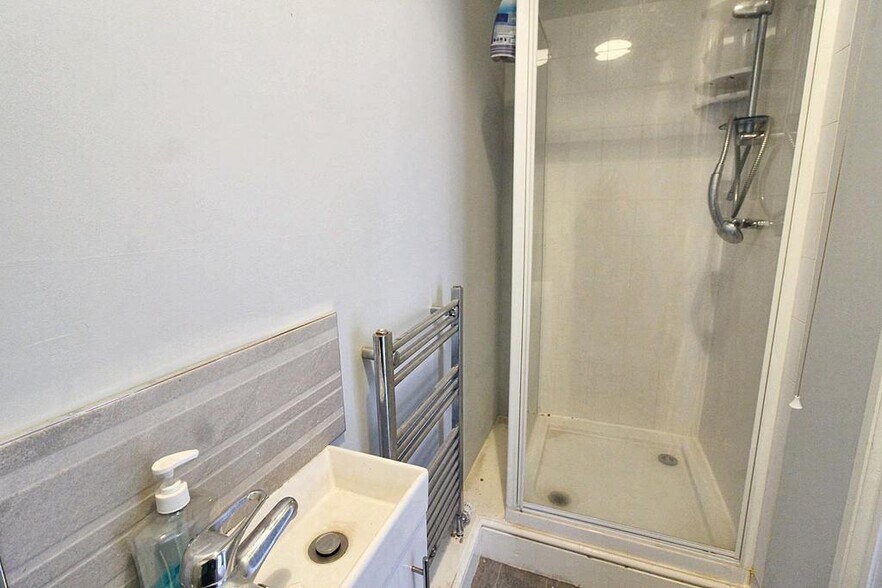 65 Station Rd, Billingham for sale - Building Photo - Image 3 of 4