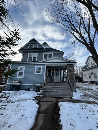 More details for 1424 30th St, Des Moines, IA - Build-to-Rent for Sale