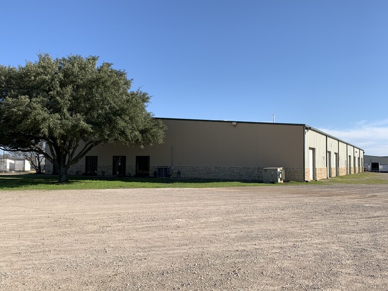 2000 Airport Rd, Terrell, TX for sale - Primary Photo - Image 1 of 1