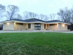 7399 Forest Hills Rd, Loves Park, IL for sale Primary Photo- Image 1 of 1