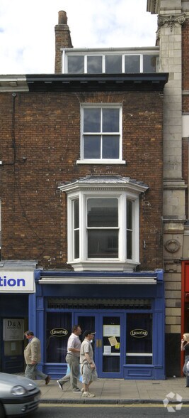 13-16 Bridge St, York for sale - Primary Photo - Image 1 of 1
