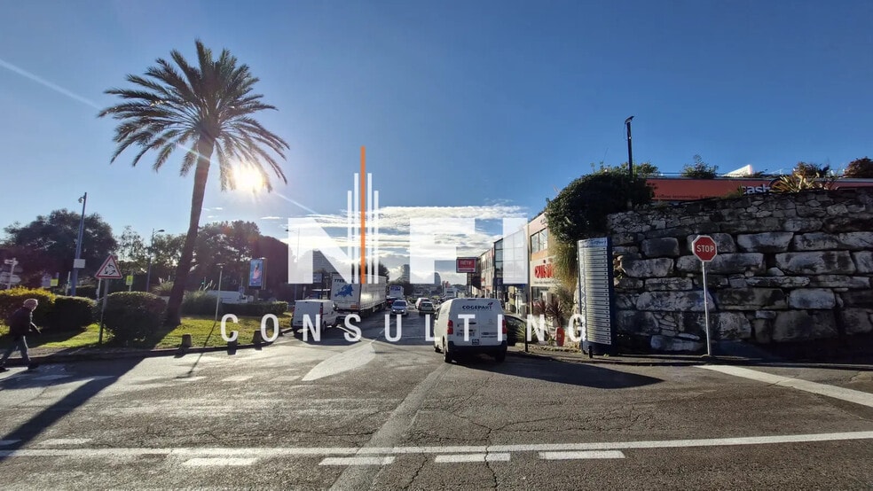 Retail in Villeneuve-Loubet to rent - Building Photo - Image 3 of 13