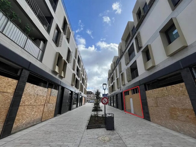 Location Commerce 75 m²