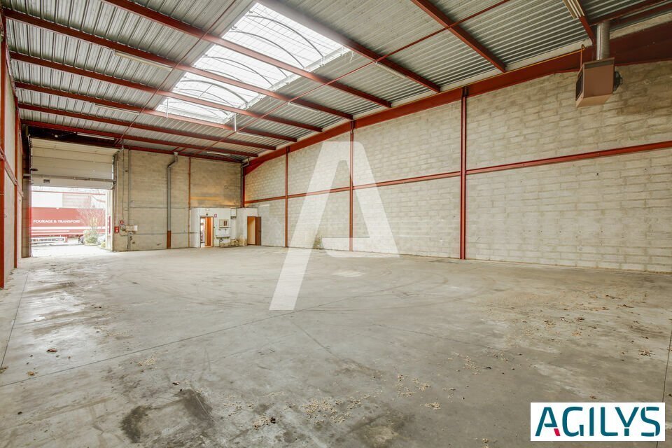 22 Rue Gutenberg, Bondoufle to rent Building Photo- Image 1 of 12