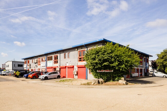 More details for Salisbury Rd, Uxbridge - Industrial to Rent