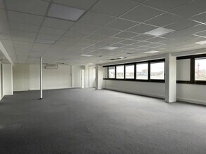 24-26 Boulevard Paul Vaillant-Couturier, Ivry-sur-Seine to rent Interior Photo- Image 1 of 5