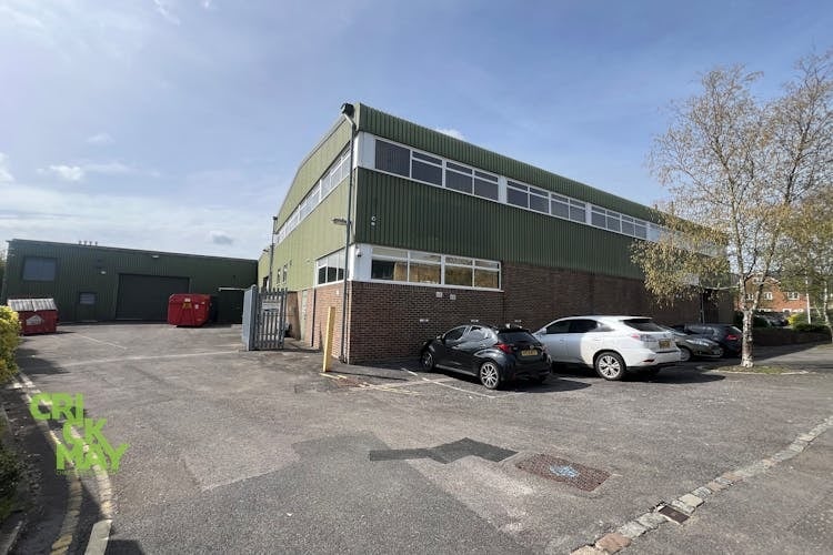 2 Daux Rd, Billingshurst for sale - Building Photo - Image 3 of 8