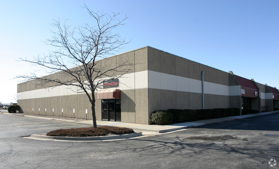 14303-14371 W 100th St, Lenexa, KS for rent - Other - Image 2 of 6