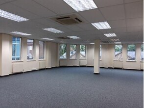 32-38 Upper High St, Epsom to rent Interior Photo- Image 1 of 1