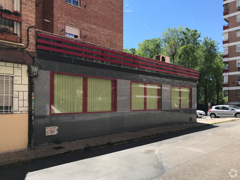 Retail in Madrid, MAD for sale - Building Photo - Image 2 of 10