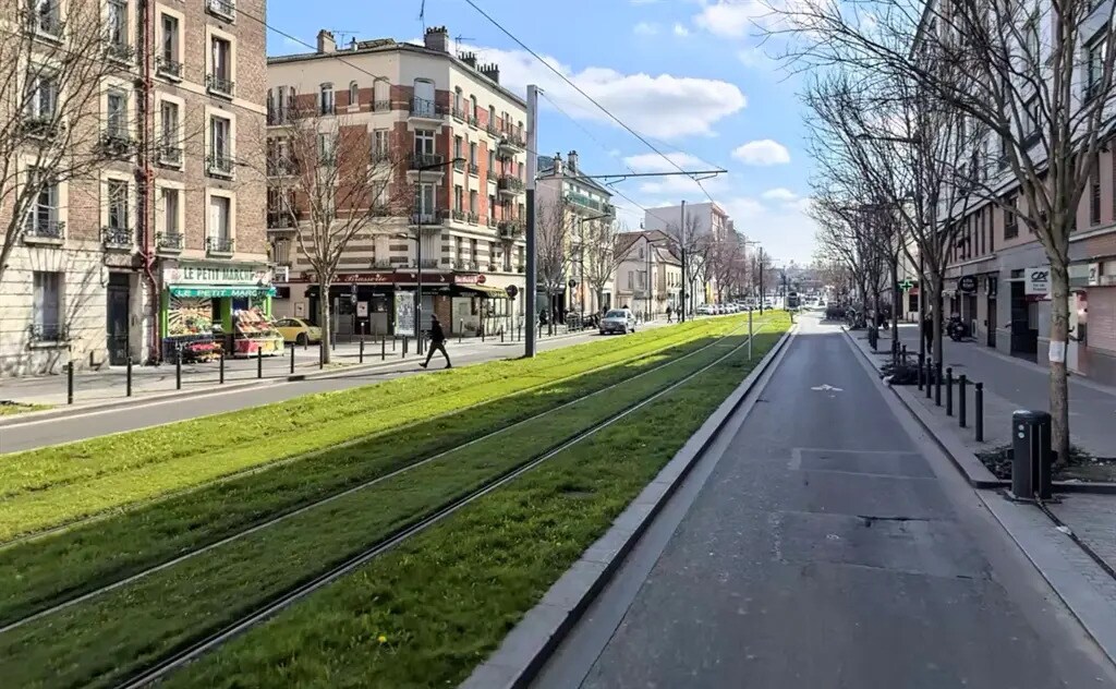 Retail in Saint-Denis to rent Aerial- Image 1 of 8