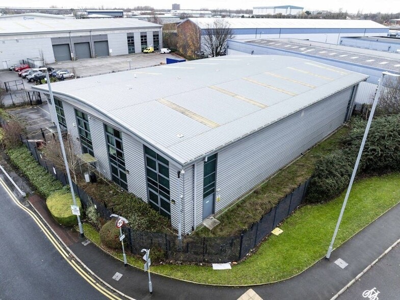 Central Trading Estate, Trafford Park, Manchester to rent - Building Photo - Image 3 of 12