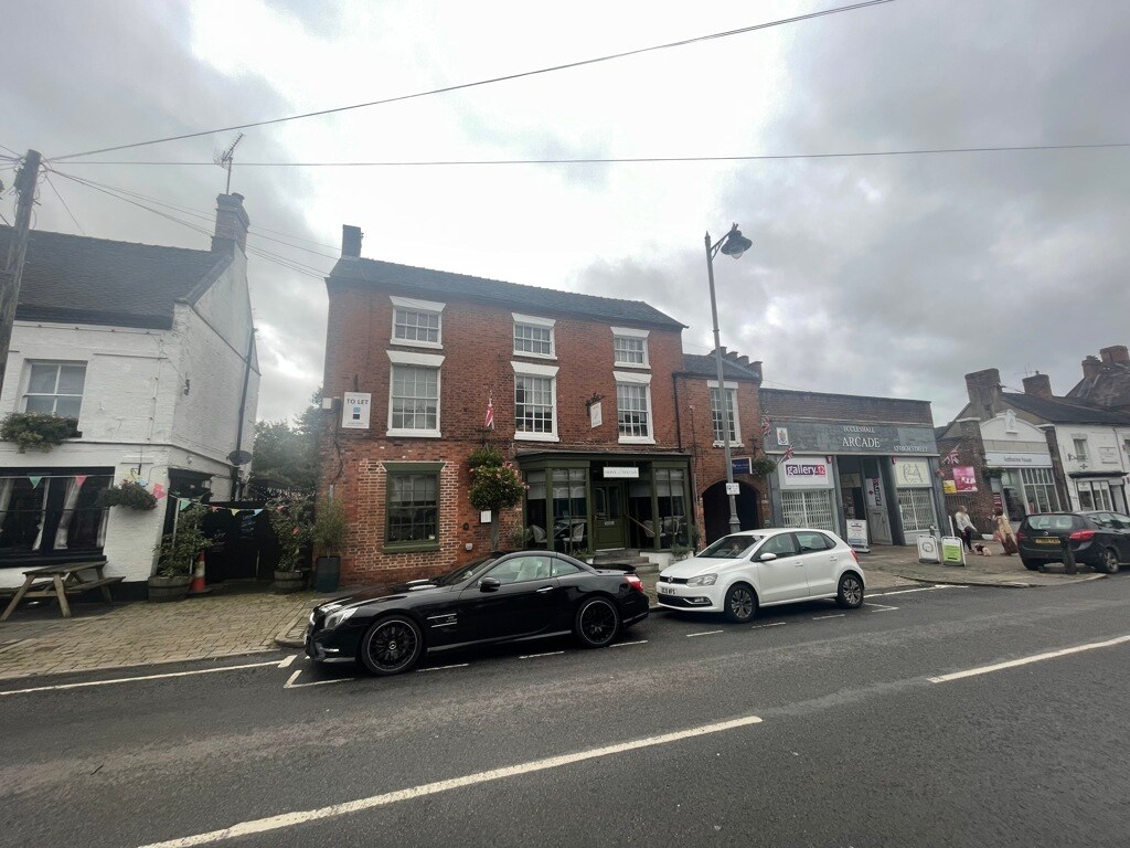 14a High St, Eccleshall to rent Building Photo- Image 1 of 9