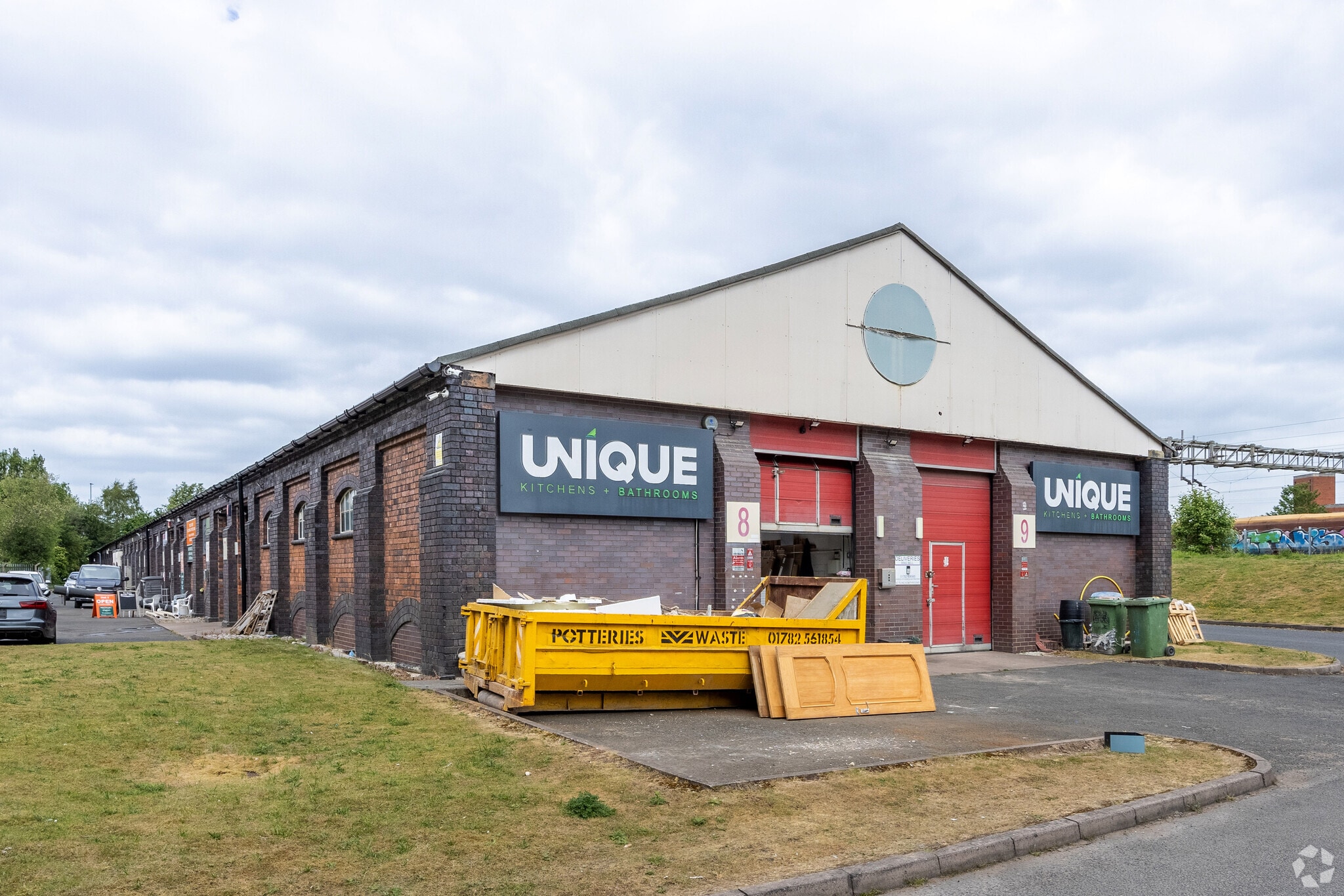 Shelton New Rd, Stoke On Trent to rent Primary Photo- Image 1 of 13