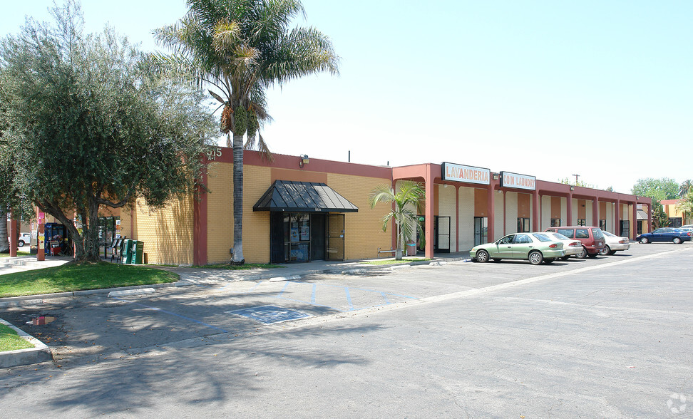 515 W Valencia Dr, Fullerton, CA for sale - Building Photo - Image 1 of 1