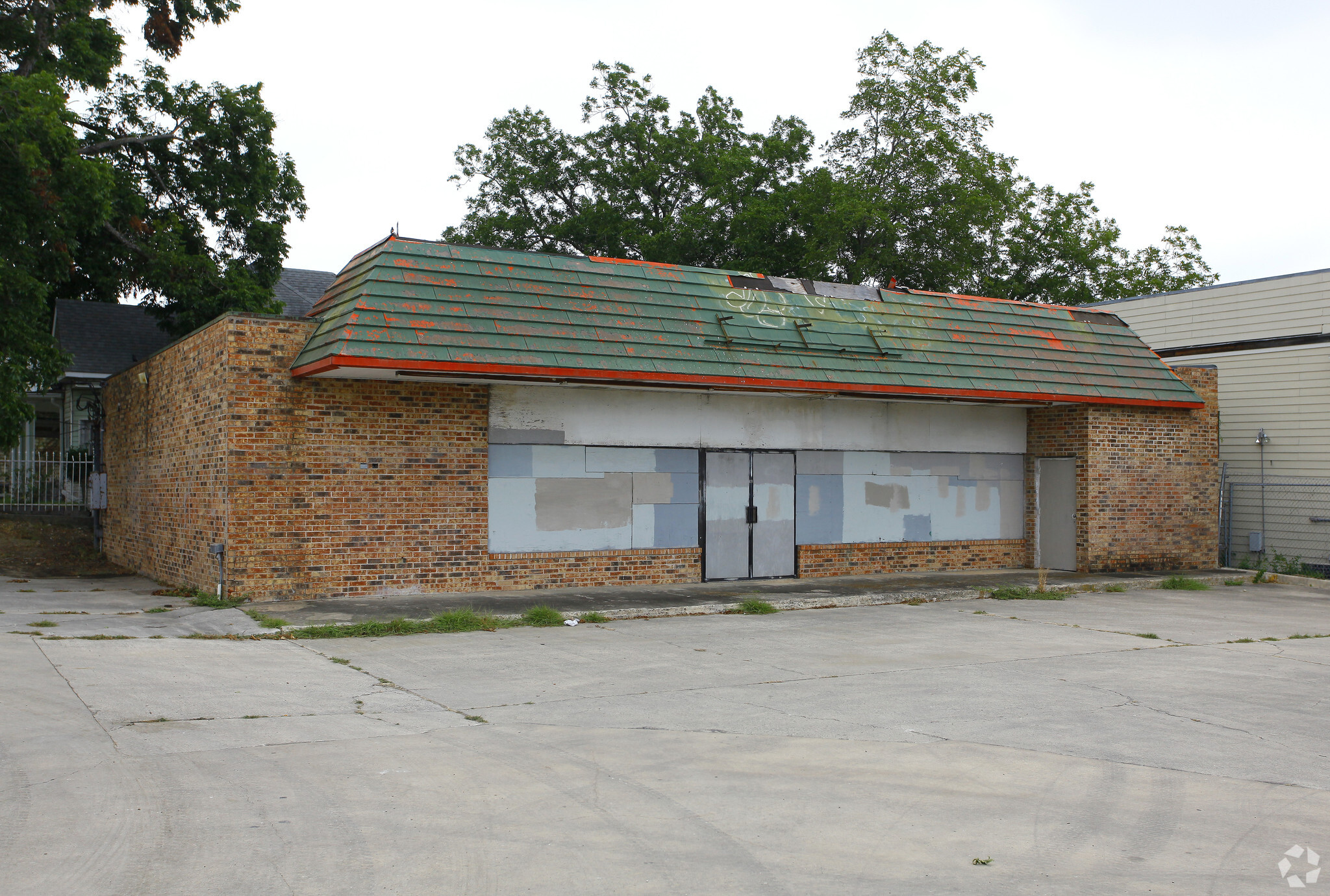 1136 E Grayson St, San Antonio, TX for sale Primary Photo- Image 1 of 1