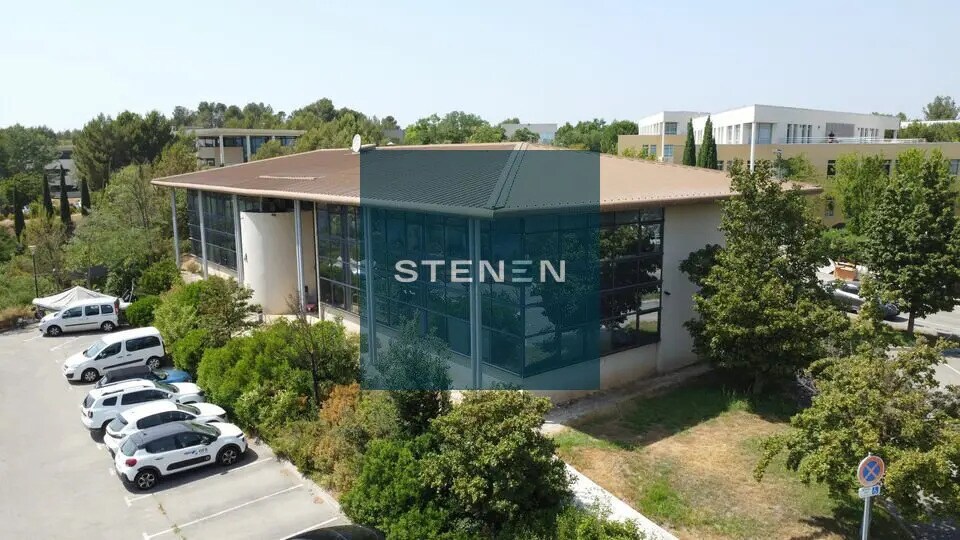 Location Bureaux 526 m² - Photo 1