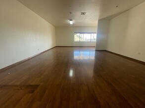 165 Culver Blvd, Playa Del Rey, CA for rent Interior Photo- Image 1 of 24