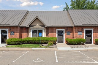 8621-8625 Eagle Point Blvd, Lake Elmo, MN for sale Building Photo- Image 1 of 1