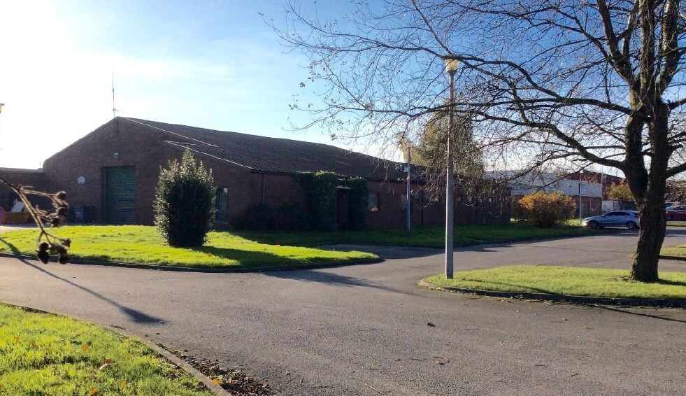 Windsor Rd, Louth for sale - Primary Photo - Image 1 of 1