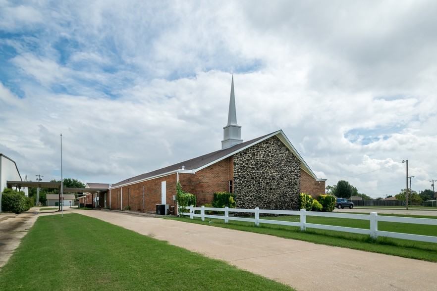 8515 NE 25th St, Spencer, OK for sale - Primary Photo - Image 1 of 1