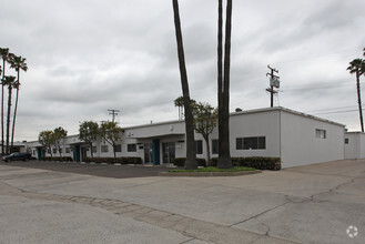 2203-2215 S Grand Ave, Santa Ana, CA for rent Primary Photo- Image 1 of 8