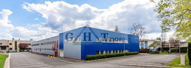 Industrial in Bezons to rent Building Photo- Image 1 of 4