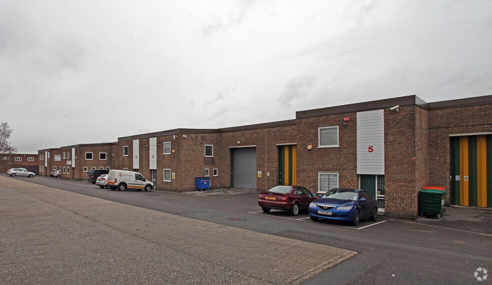 Parnell Ct, Andover to rent - Building Photo - Image 3 of 6