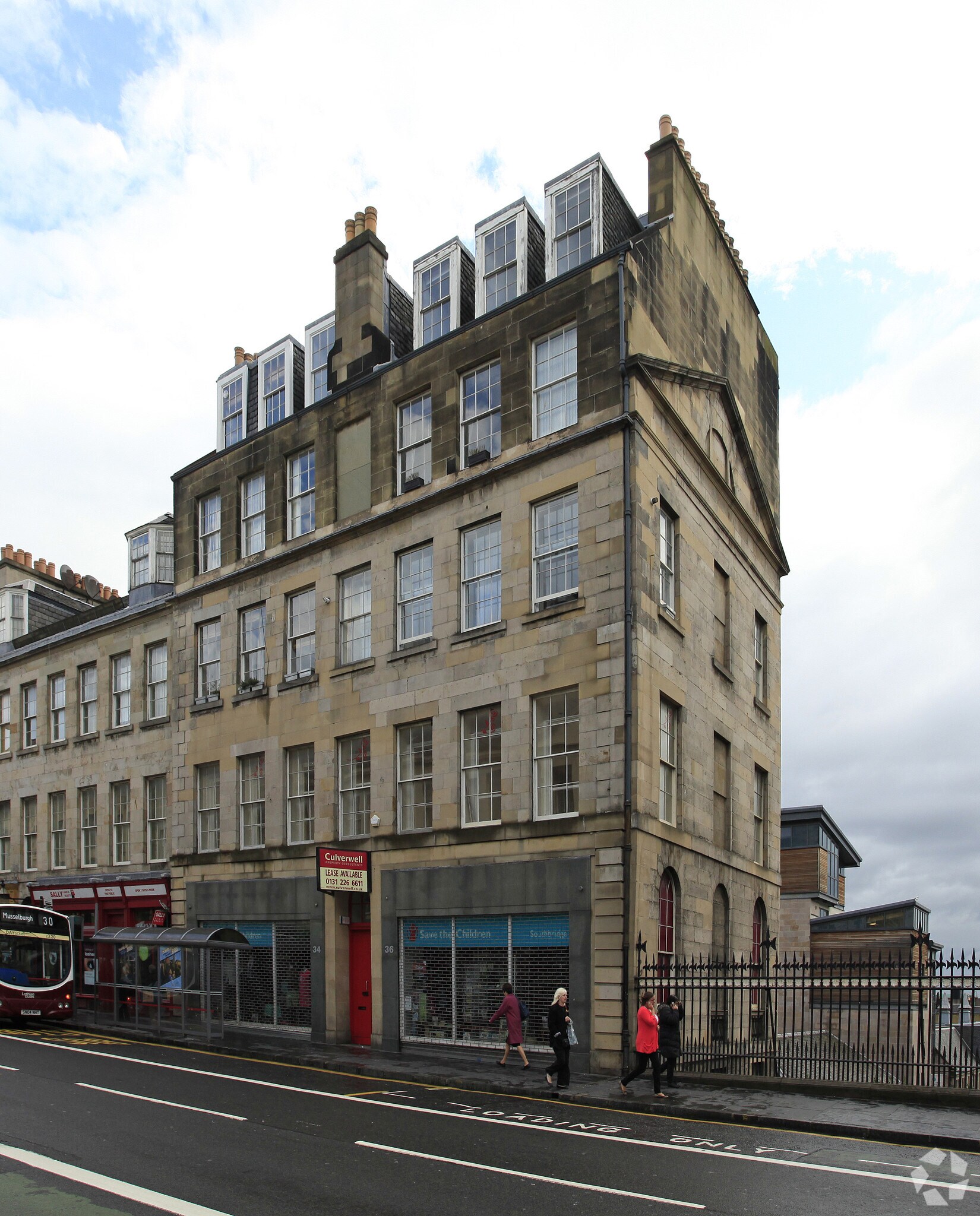 34-36 South Bridge, Edinburgh for sale Primary Photo- Image 1 of 1