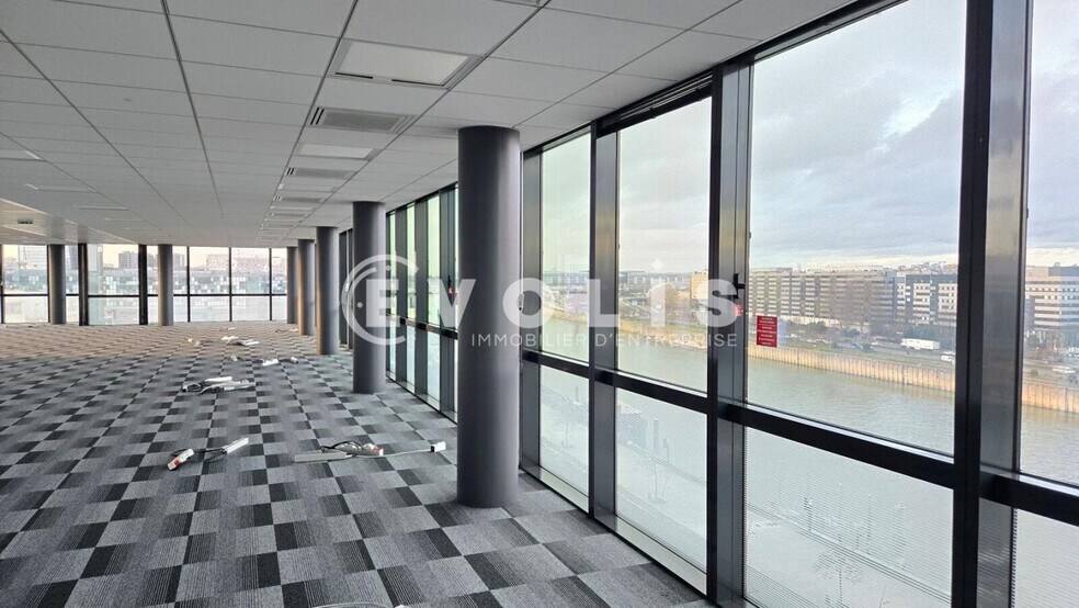 Office in Ivry-sur-Seine to rent - Interior Photo - Image 3 of 25
