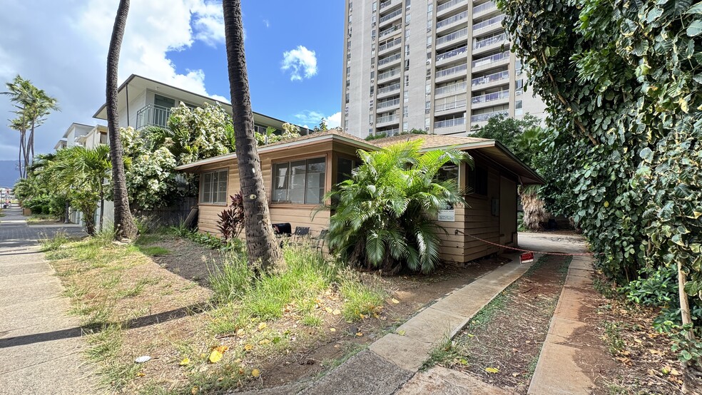 419 Pau St, Honolulu, HI for sale - Primary Photo - Image 1 of 11