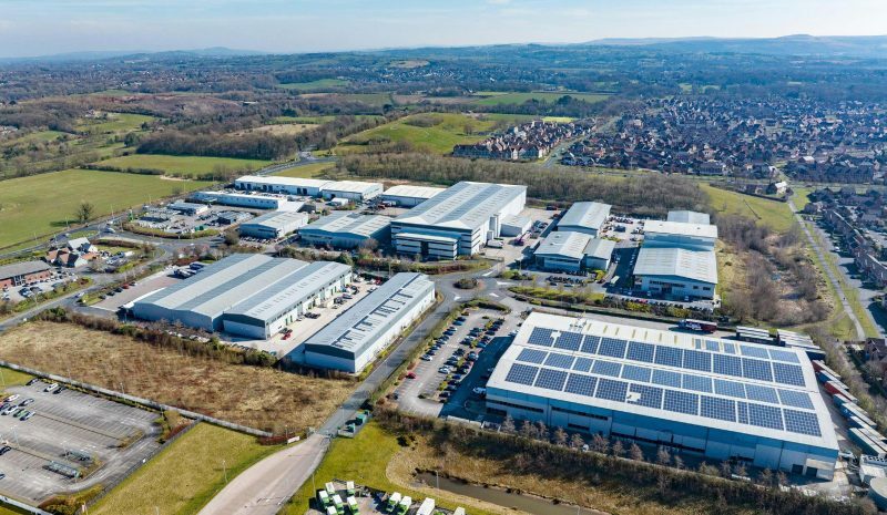 9 Western Ave, Chorley to rent - Building Photo - Image 2 of 11