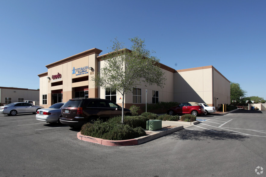 163 N Gibson Rd, Henderson, NV for sale - Primary Photo - Image 1 of 1