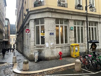 More details for 1 Place Du Griffon, Lyon - Office to Rent