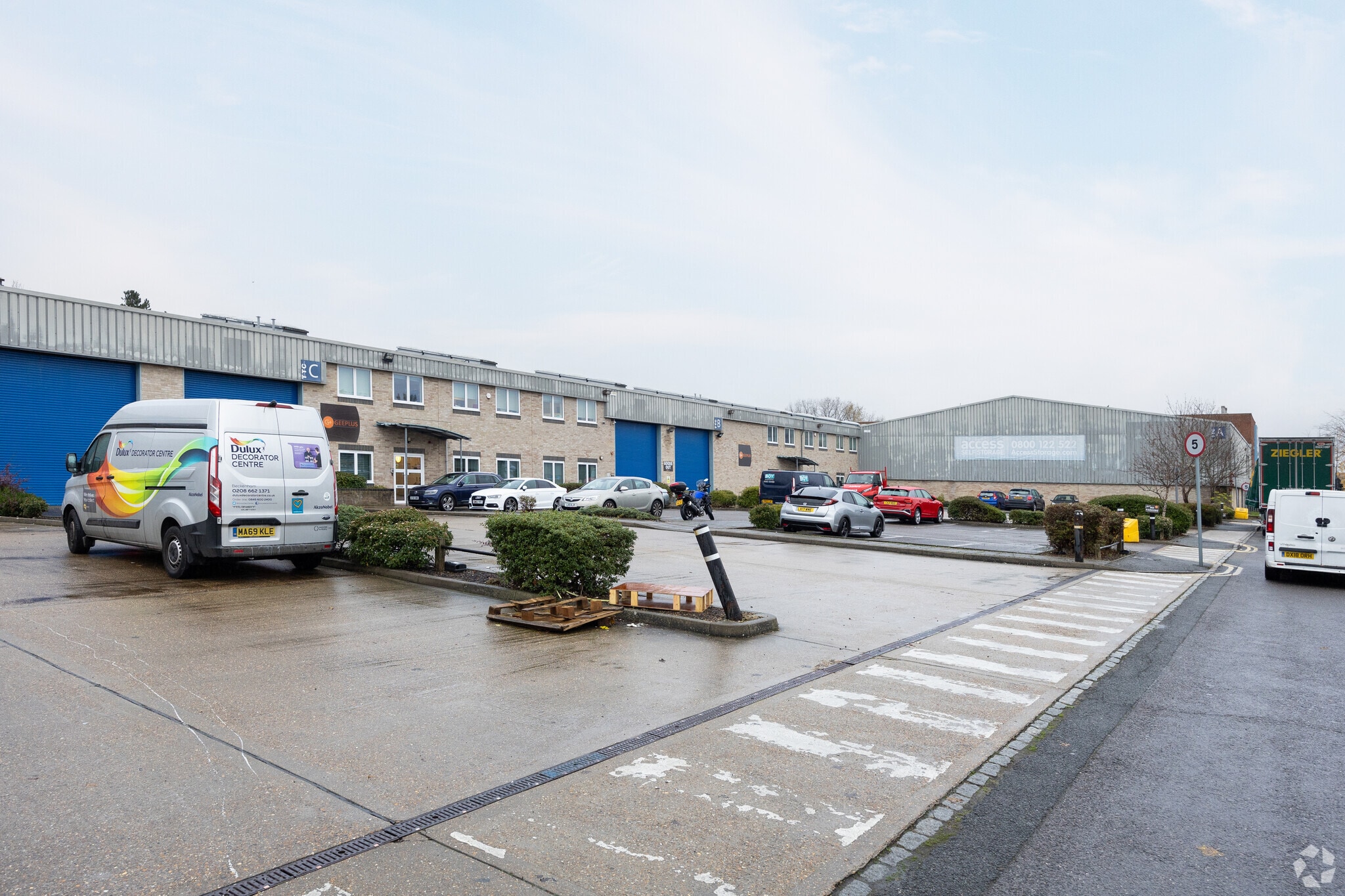 Tannery Clos, Beckenham to rent Building Photo- Image 1 of 3