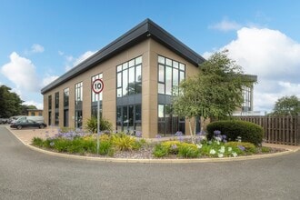 16-17 Broomfield Rd, Colchester to rent Building Photo- Image 1 of 6