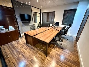 1390 Uxbridge Rd, Uxbridge to rent Interior Photo- Image 1 of 1