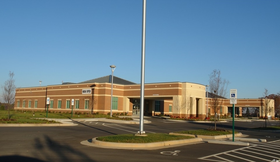 103 Stanly Pky, Locust, NC to rent - Building Photo - Image 3 of 3