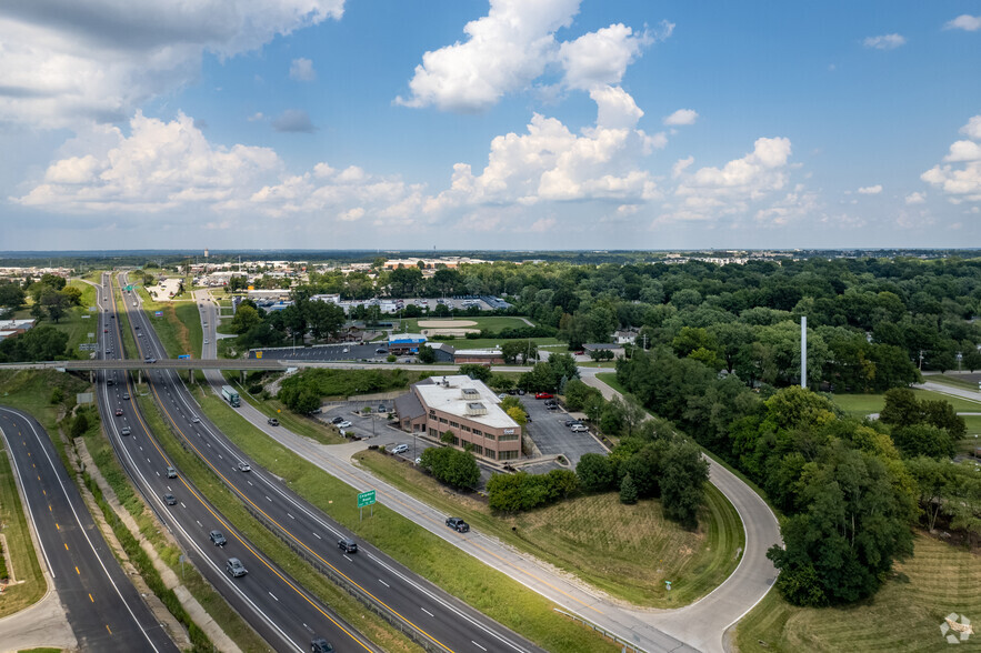 255 NW Blue Pky, Lees Summit, MO for rent - Aerial - Image 2 of 6