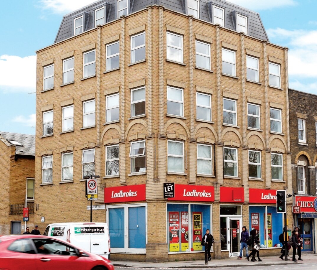 412-414 Commercial Rd, London for sale Primary Photo- Image 1 of 1