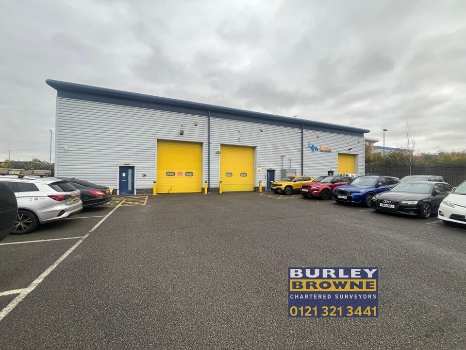 Park Ln, Birmingham to rent Building Photo- Image 1 of 9