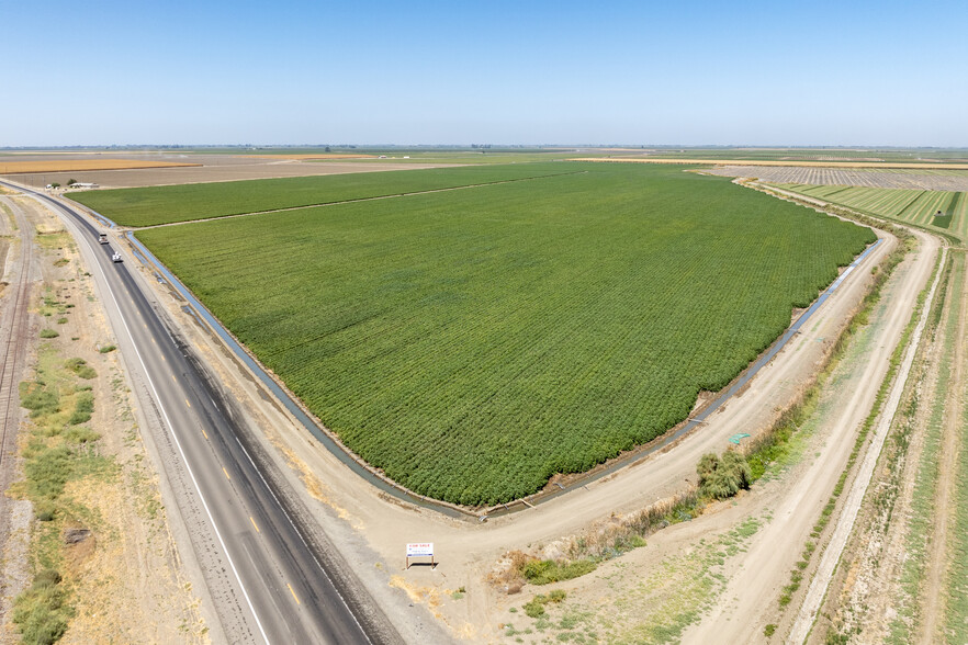 0 Dos Palos Rd, Firebaugh CA - Commercial Property