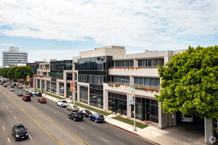 99 N La Cienega Blvd, Beverly Hills, CA for rent - Building Photo - Image 2 of 5