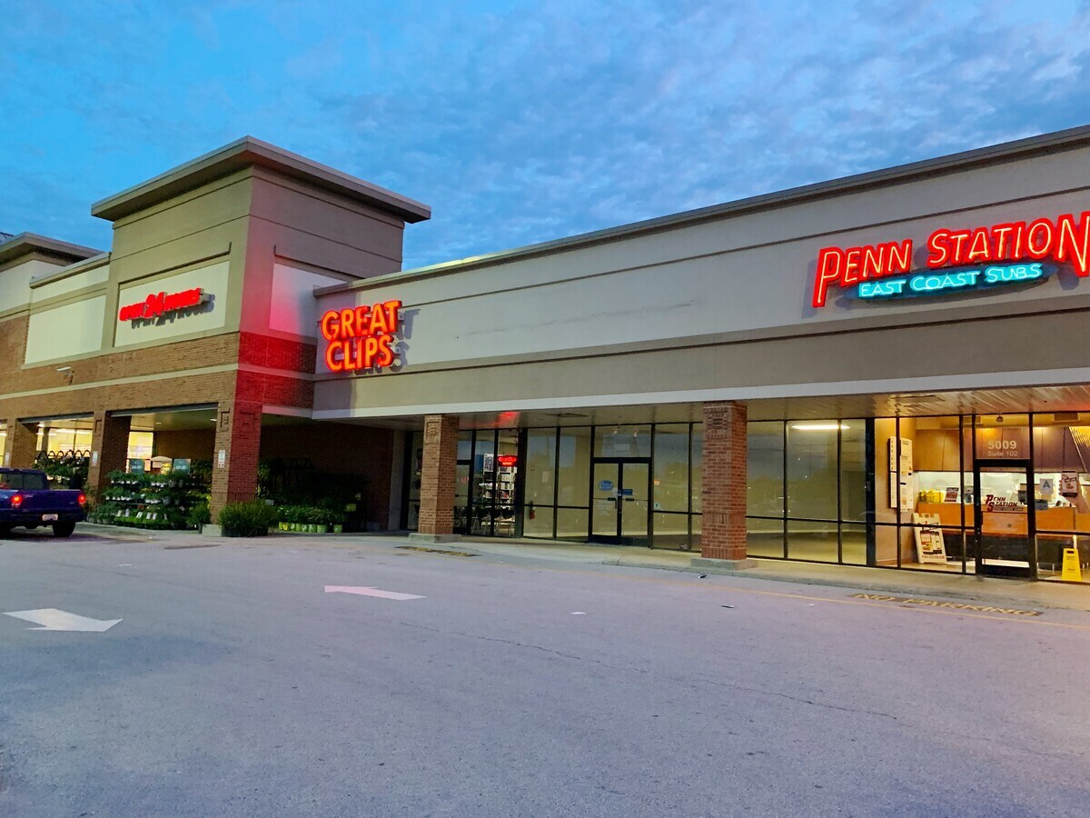 50015013 Mud Ln, Louisville 40229