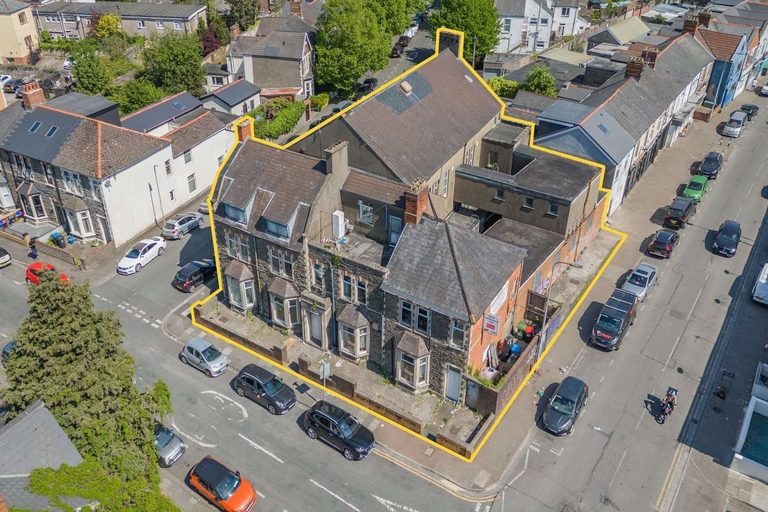 7-11 Cyril Crescent, Cardiff for sale Primary Photo- Image 1 of 3