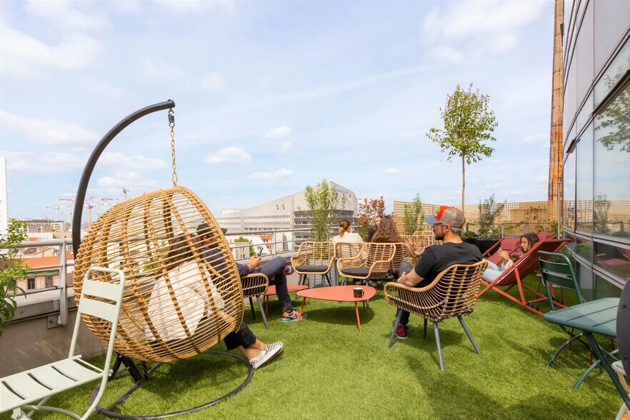 5 Rue Pleyel, Saint-Denis to rent - Building Photo - Image 1 of 34