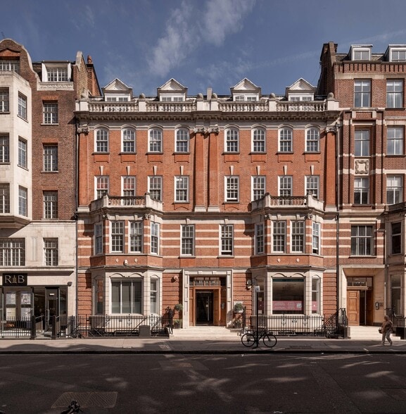 17-18 Margaret St, London to rent - Building Photo - Image 2 of 27